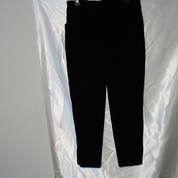 Women's Chico's 'Perfect Stretc' Pull On Black Textured Pant W/Faux Button Cuffs - Picture 1 of 4